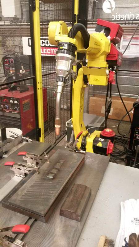 Formation en robotique industrielle sur mesure France