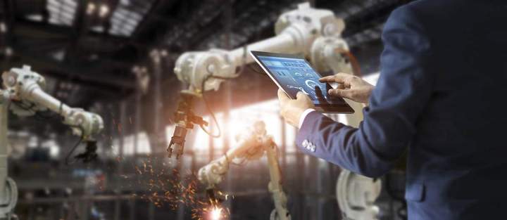 Formateur en robotique industrielle sur mesure France